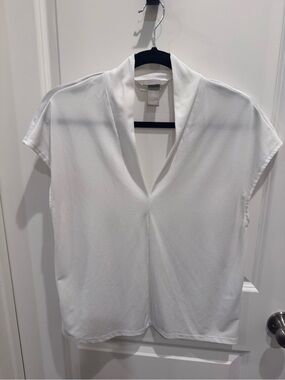 H&M White V-Neck Shawl Collar Blouse